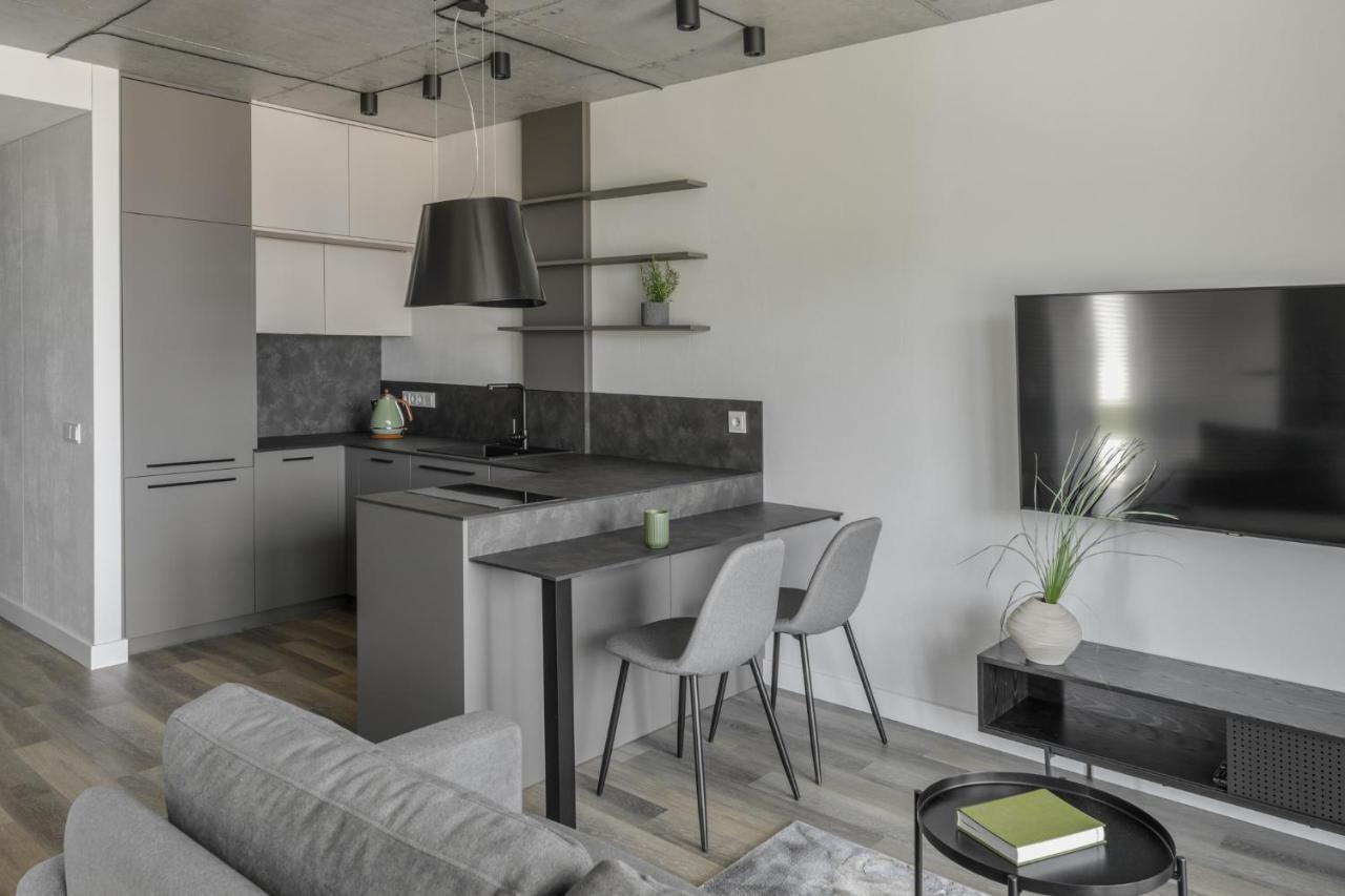 Urban Jungle Apartments By Reside Baltic Vilnius Exterior photo